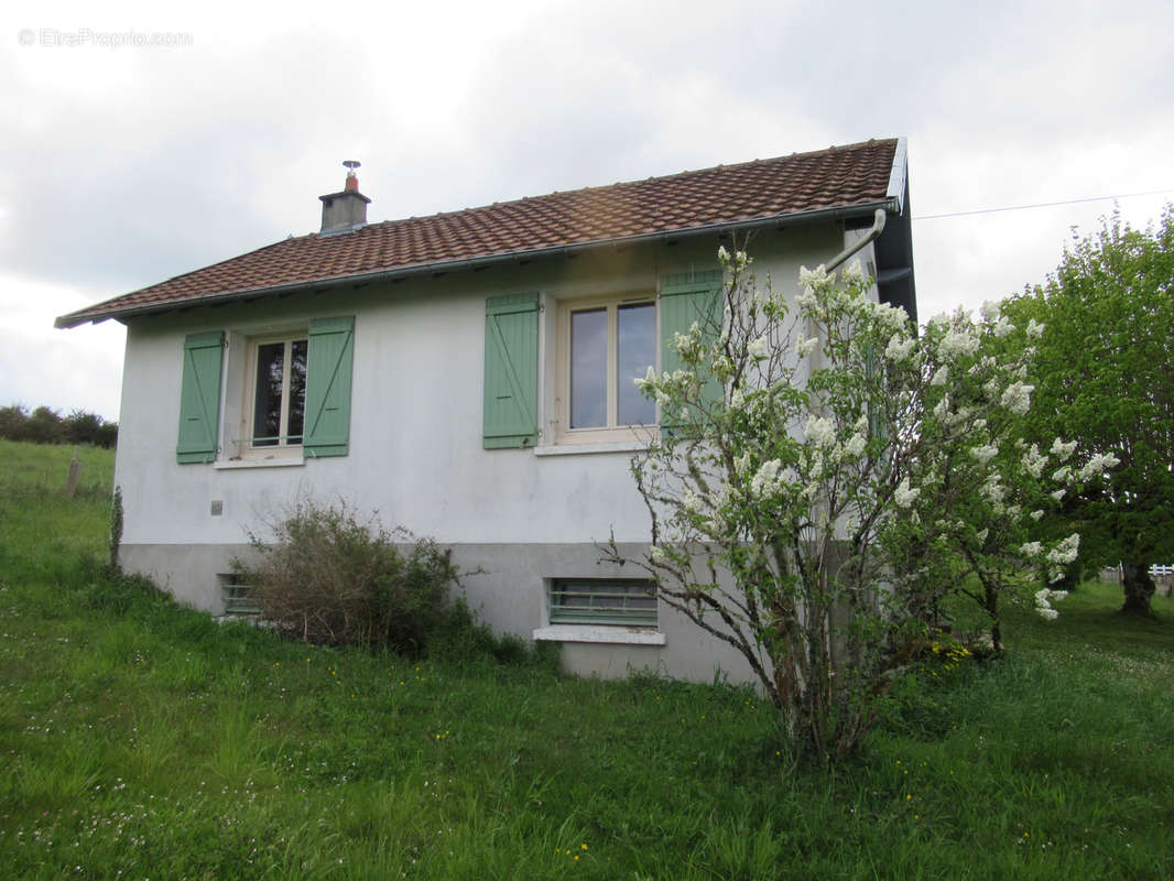 Maison à BUSSIERE-GALANT