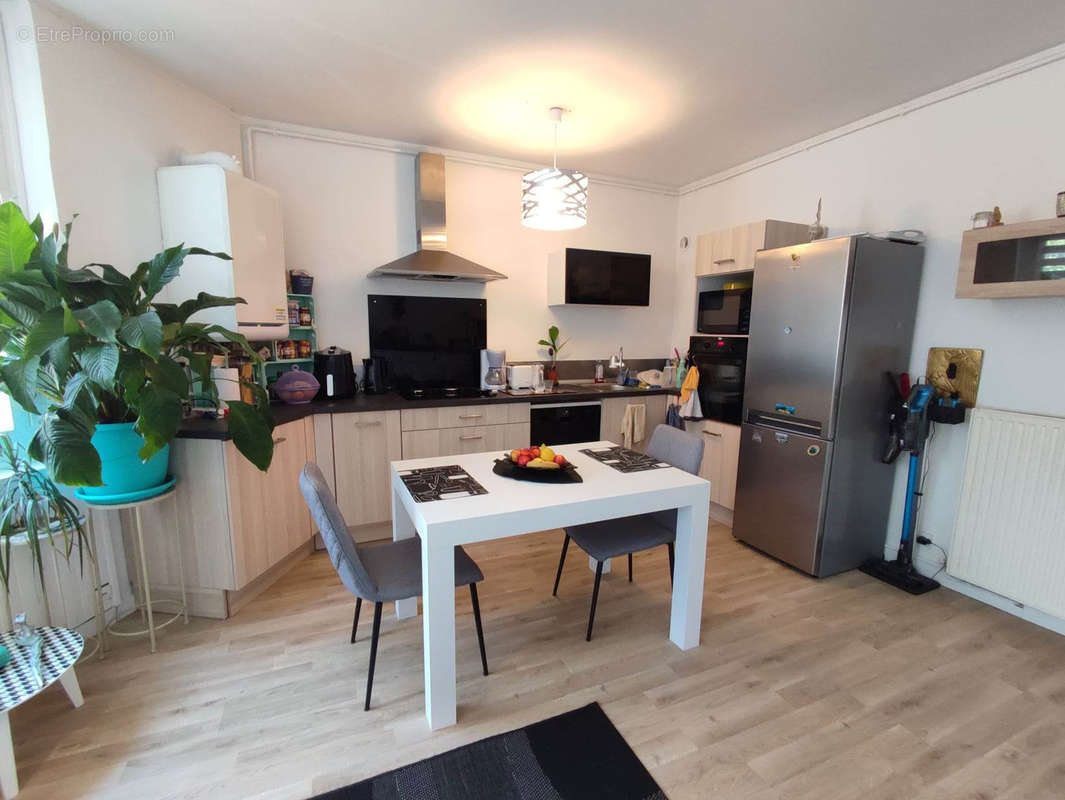 Appartement à AUREC-SUR-LOIRE