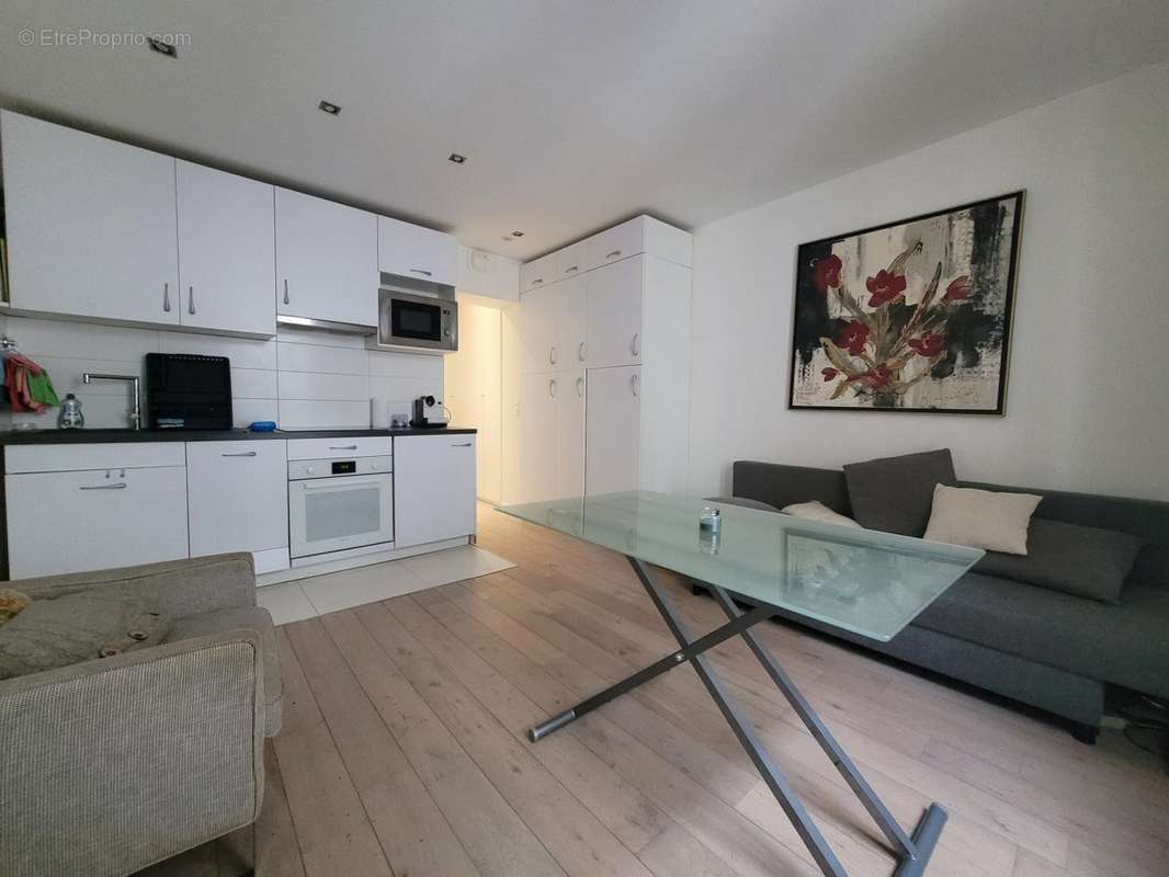 Appartement a louer paris-14e-arrondissement - 2 pièce(s) - 27 m2 - Surfyn