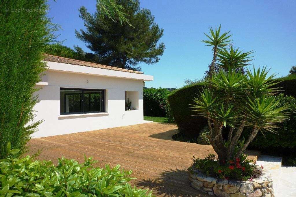 Maison à MOUGINS