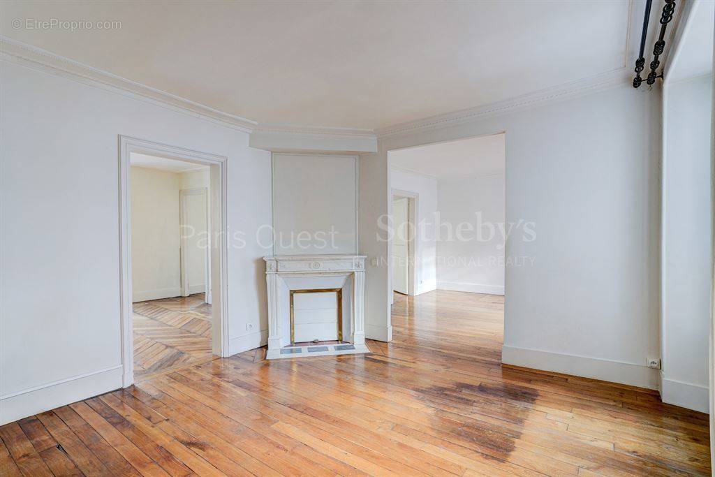 Appartement 5 pièce(s) 78 m²à vendre Paris-6e-arrondissement
