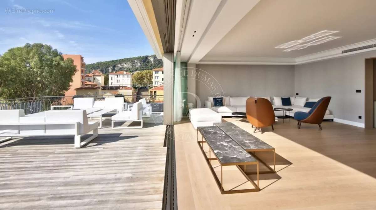 Appartement à VILLEFRANCHE-SUR-MER