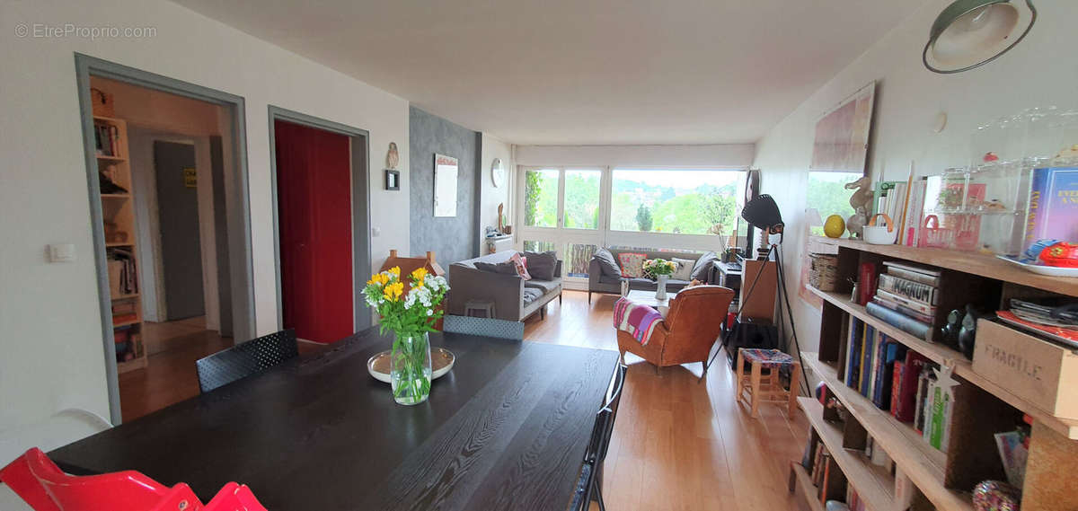 Appartement a louer bourg-la-reine - 4 pièce(s) - 85 m2 - Surfyn