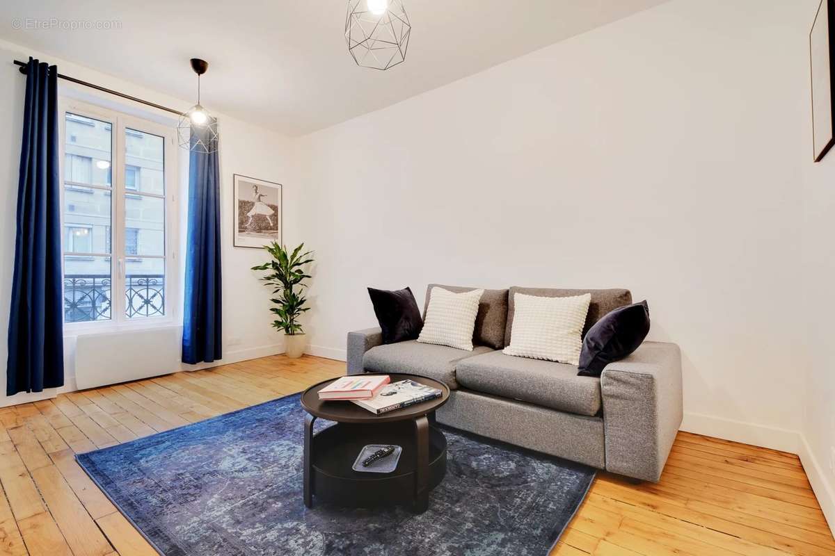 Appartement à LEVALLOIS-PERRET