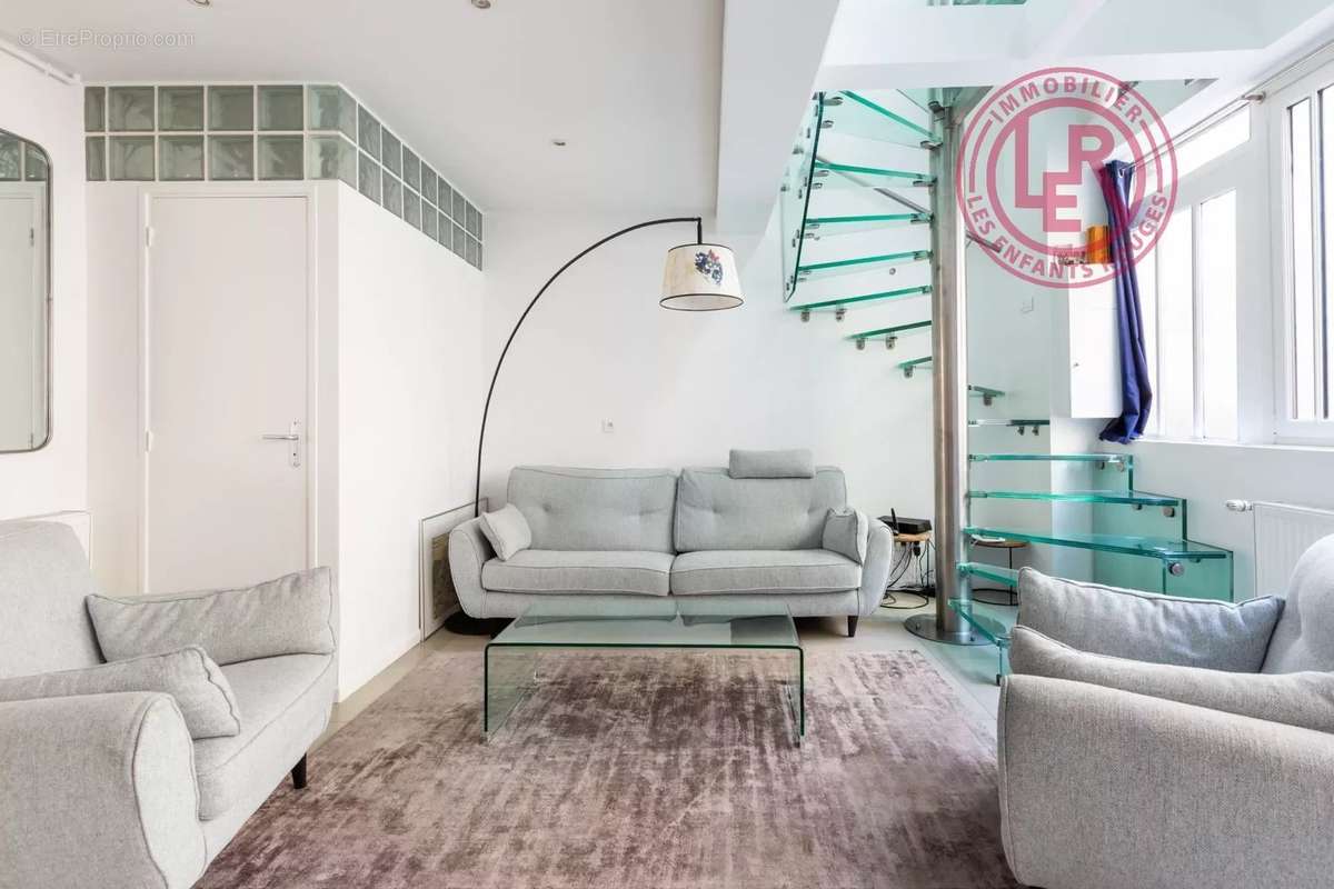 Appartement a louer paris-3e-arrondissement - 5 pièce(s) - 120 m2 - Surfyn