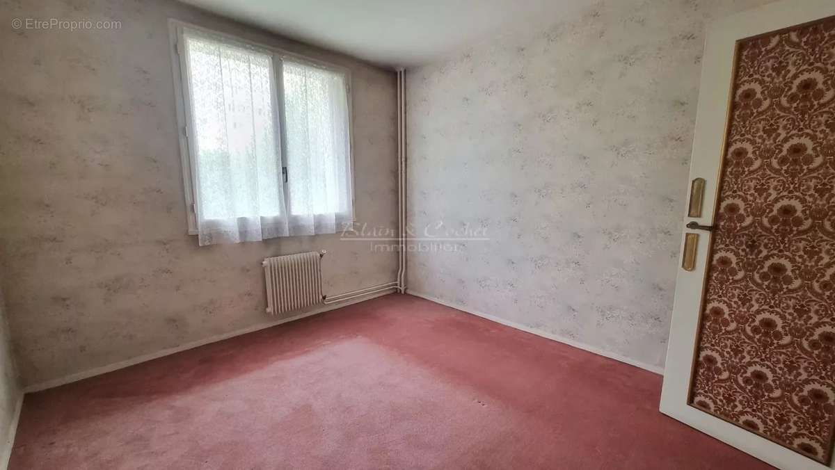Appartement à AMILLY