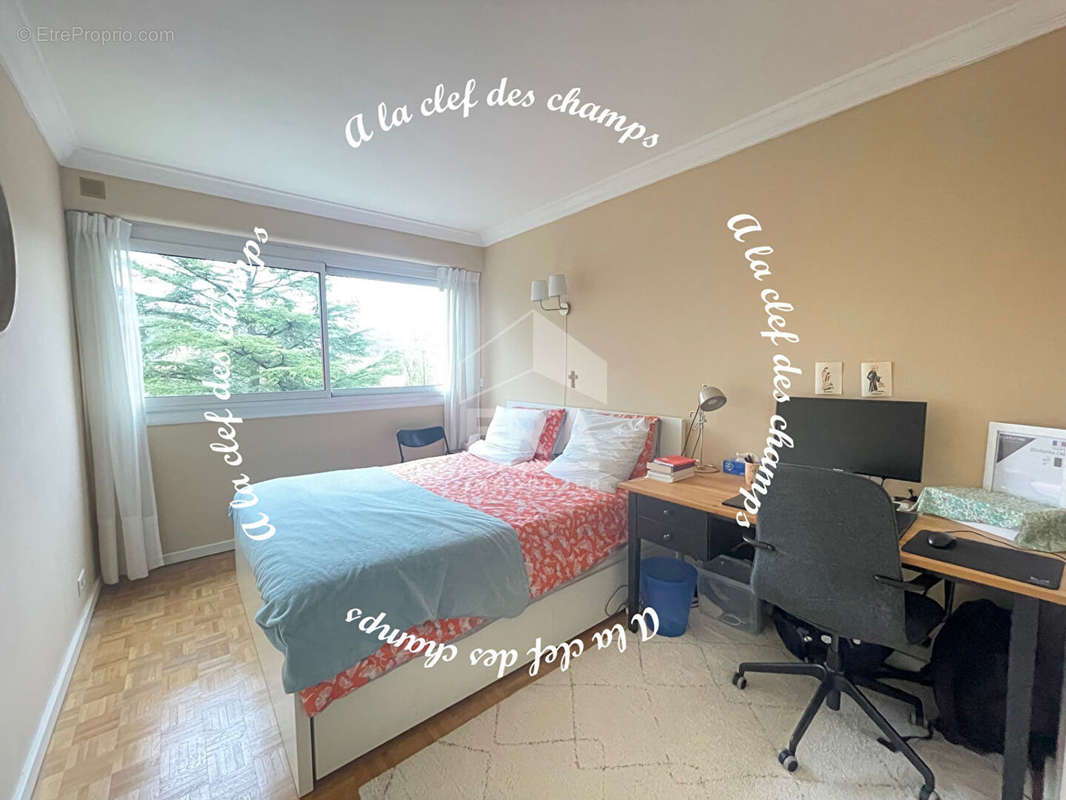 Appartement à GIF-SUR-YVETTE