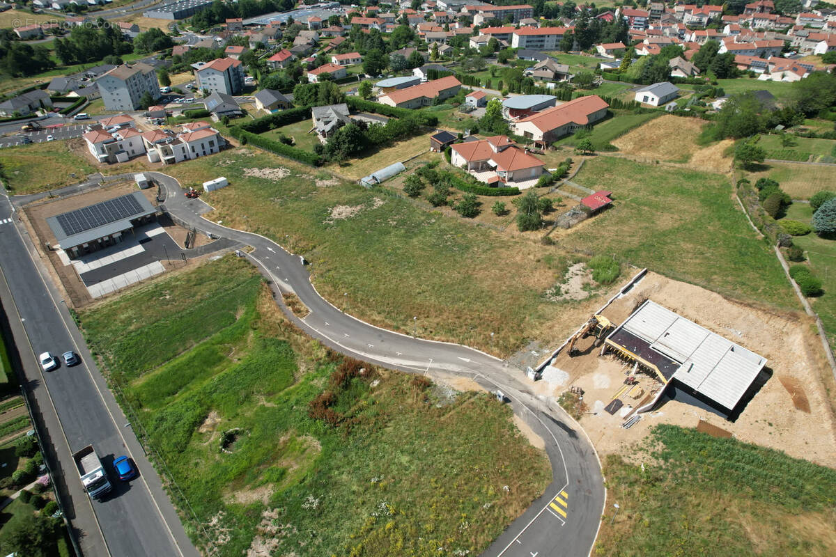 Terrain à YSSINGEAUX