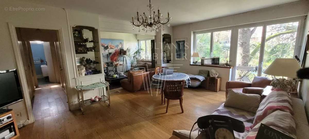Appartement a vendre  - 3 pièce(s) - 80.2 m2 - Surfyn