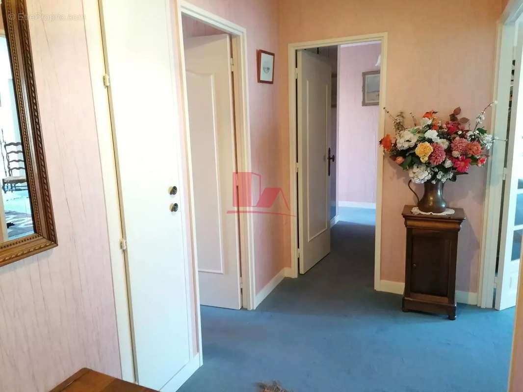 Appartement a vendre  - 5 pièce(s) - 107 m2 - Surfyn