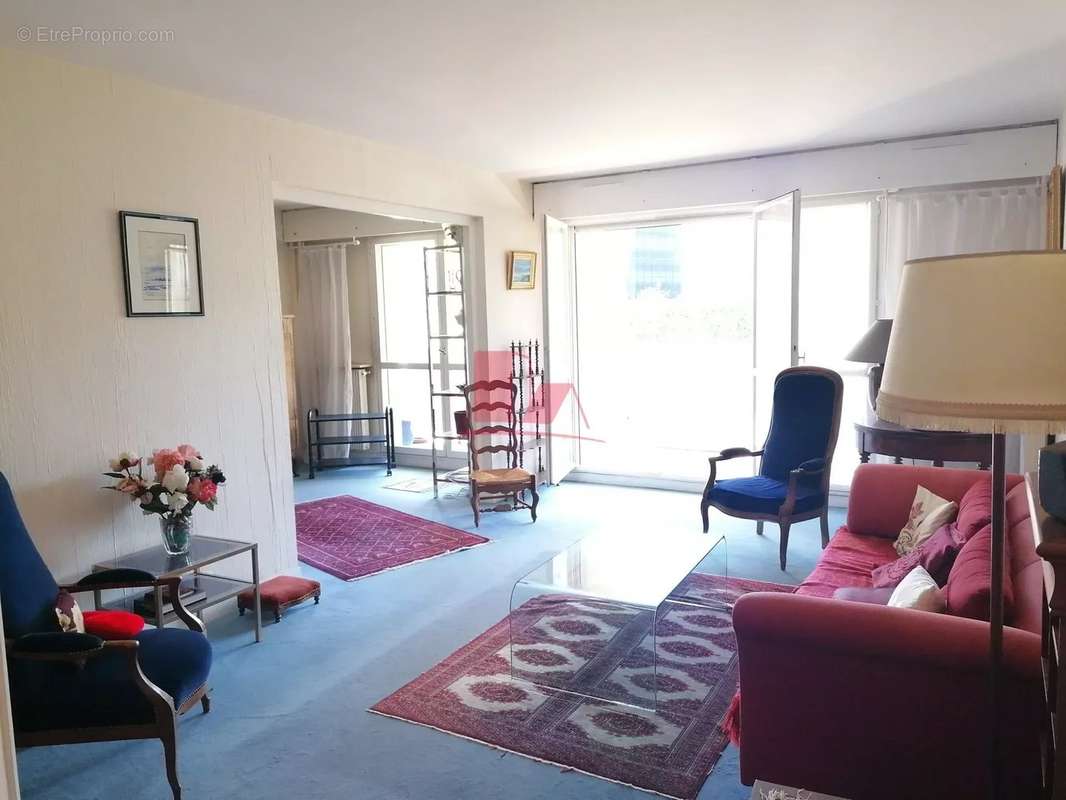 Appartement a vendre  - 5 pièce(s) - 107 m2 - Surfyn