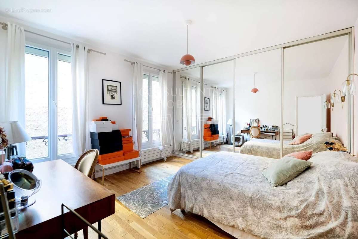 Appartement a louer paris-17e-arrondissement - 3 pièce(s) - 58 m2 - Surfyn