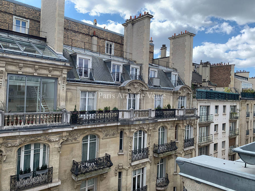 Appartement 1 pièce(s) 16 m²à vendre Paris-16e-arrondissement