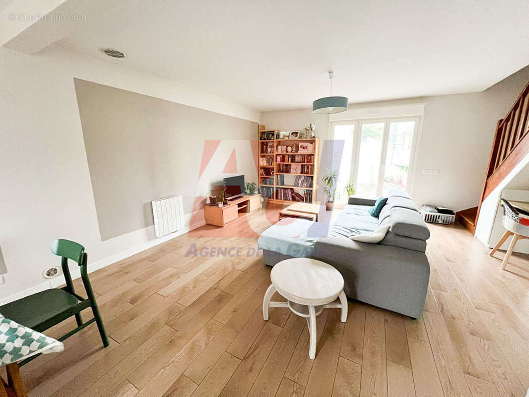 Maison a vendre  - 6 pièce(s) - 130 m2 - Surfyn