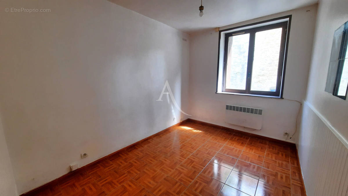 Appartement 1 pièce(s) 18 m²à vendre Pontoise
