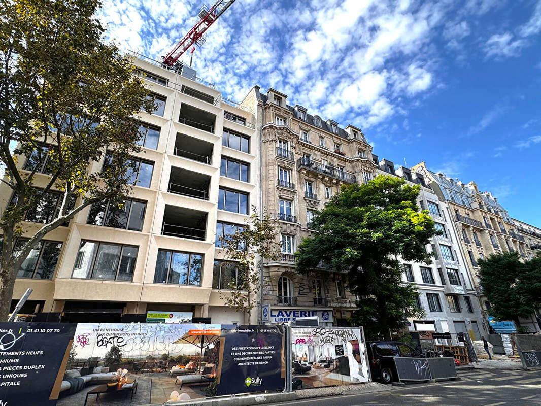 Appartement a louer paris-20e-arrondissement - 4 pièce(s) - 109 m2 - Surfyn