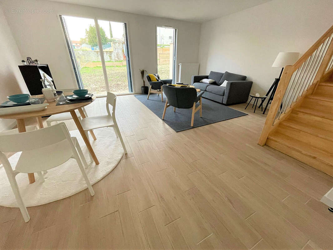 Maison à CORNEBARRIEU