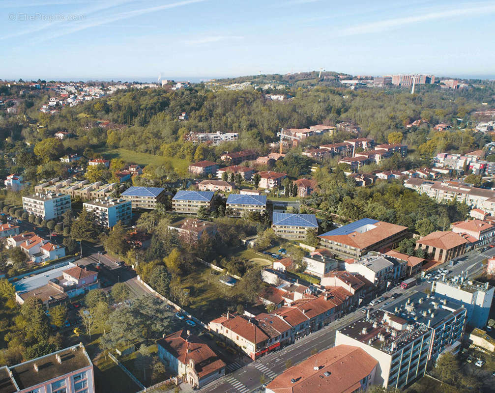 Appartement à RAMONVILLE-SAINT-AGNE