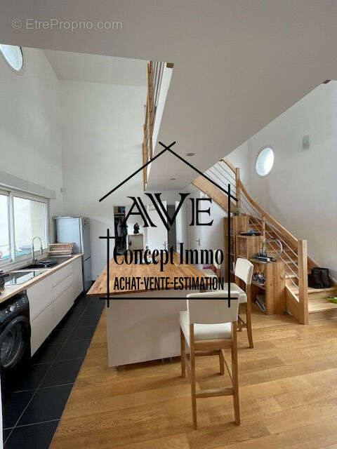 Maison a louer nanterre - 3 pièce(s) - 105 m2 - Surfyn