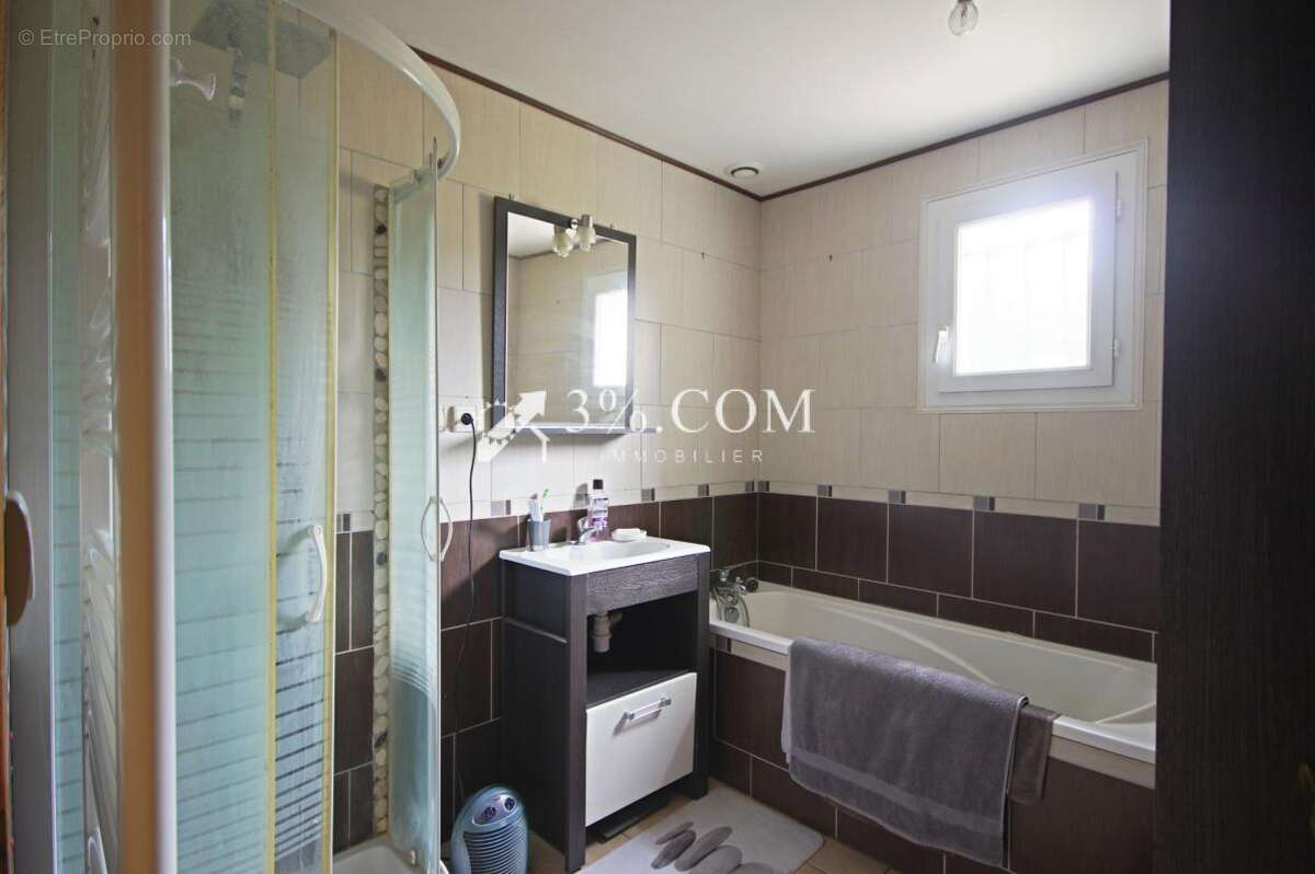 Maison à DOMART-EN-PONTHIEU