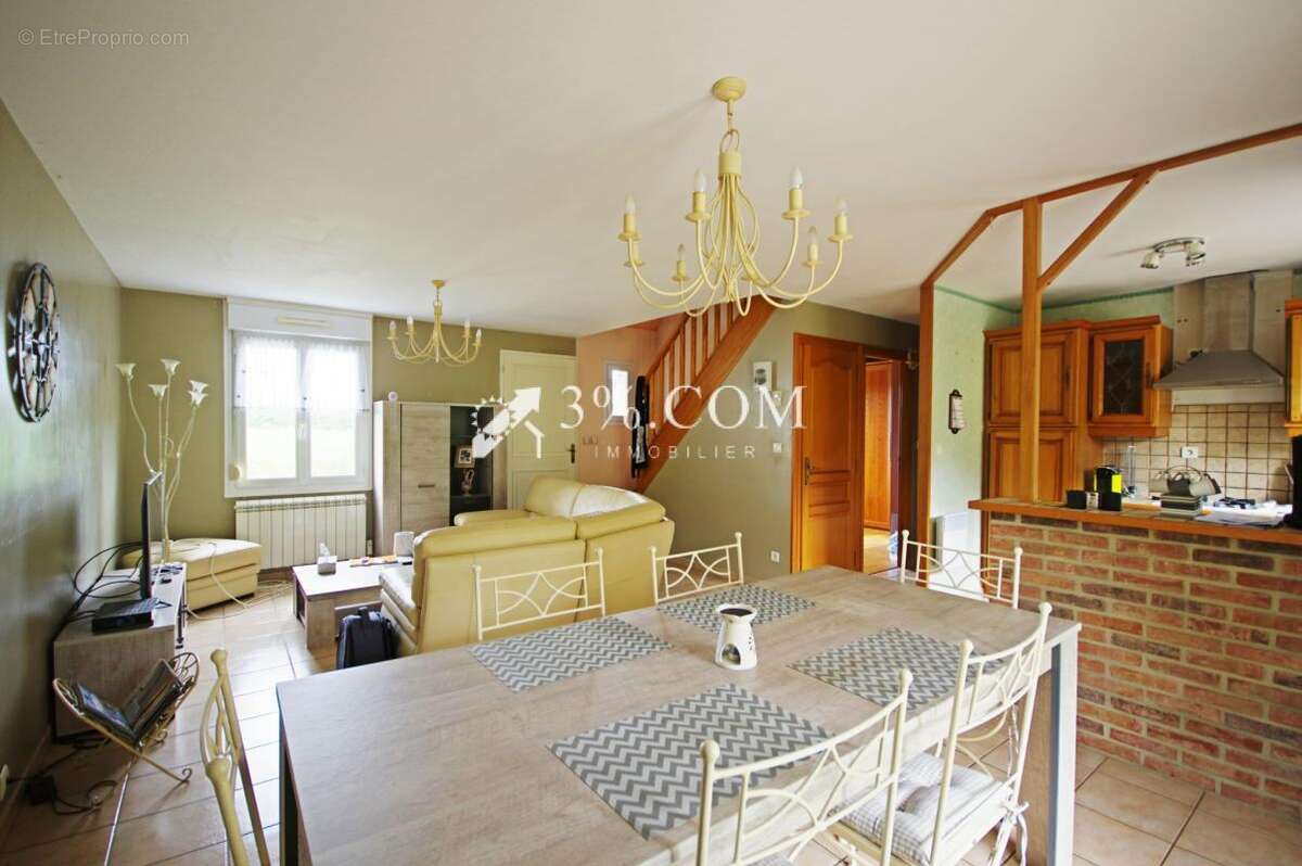 Maison à DOMART-EN-PONTHIEU