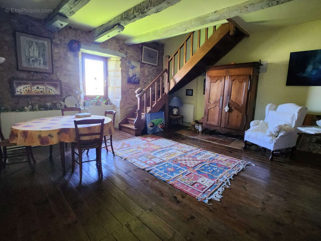 Maison à VILLAMBLARD