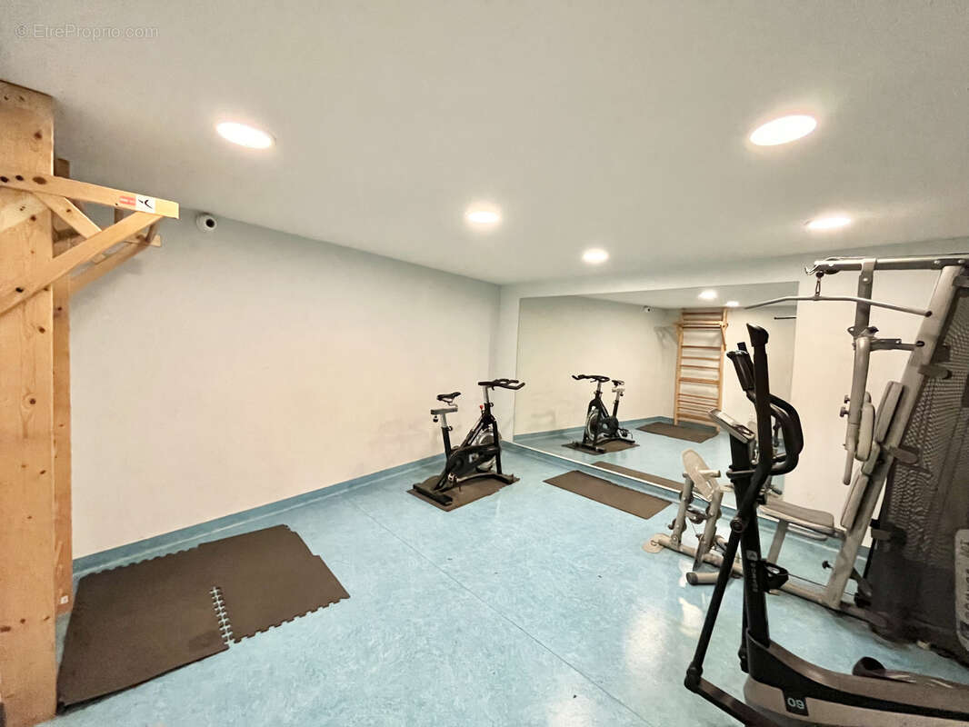 Appartement à MARSEILLE-6E