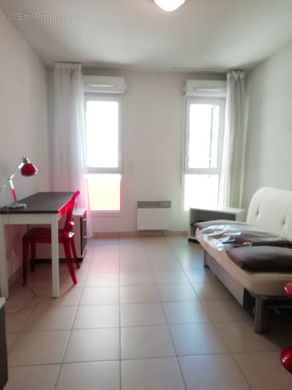 Appartement à MARSEILLE-6E