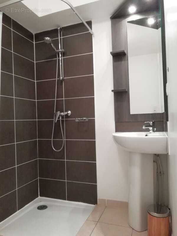 Appartement à MARSEILLE-6E