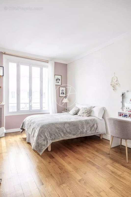 Appartement a louer paris-17e-arrondissement - 3 pièce(s) - 91 m2 - Surfyn