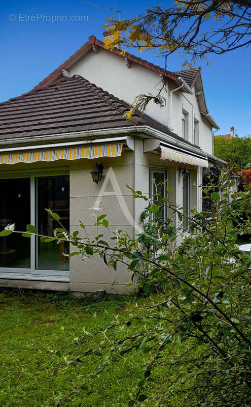 Maison à RUEIL-MALMAISON