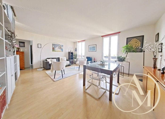 Appartement 3 pièce(s) 64 m²à vendre Enghien-les-bains