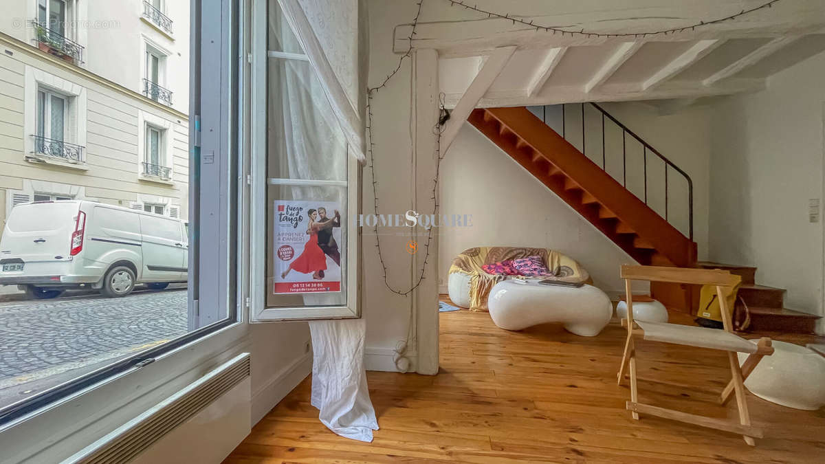 Appartement a louer paris-18e-arrondissement - 4 pièce(s) - 63 m2 - Surfyn