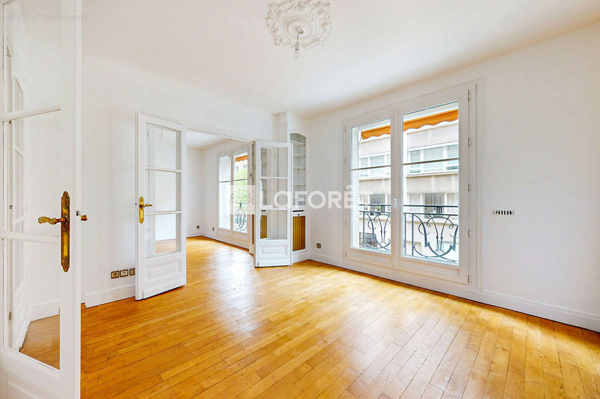 Appartement 2 pièce(s) 40 m²à vendre Paris-17e-arrondissement