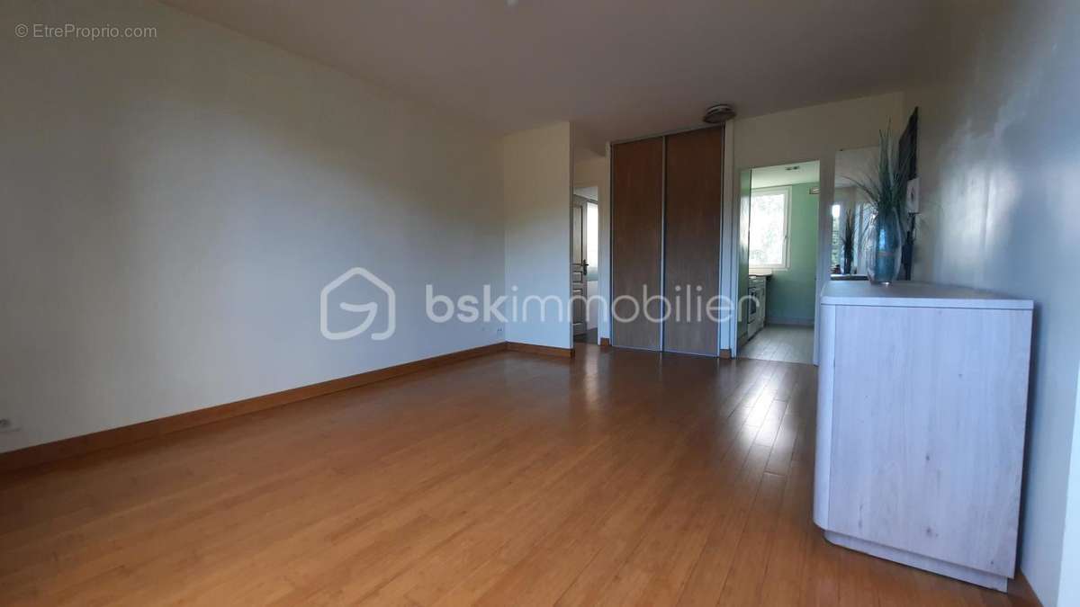 Appartement a vendre  - 4 pièce(s) - 62 m2 - Surfyn