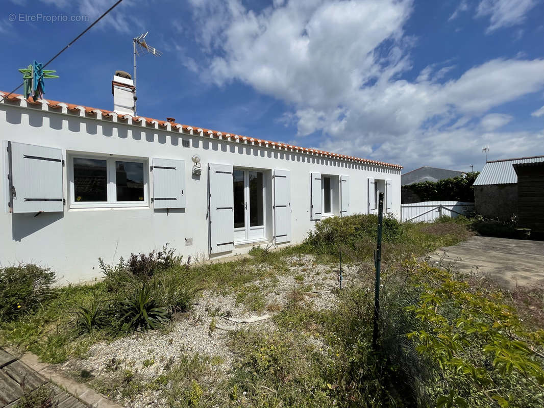 Maison à L&#039;EPINE