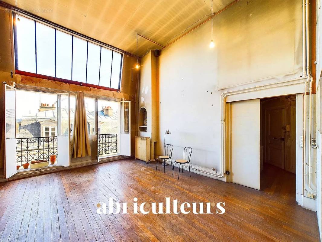 Appartement 2 pièce(s) 64 m²à vendre Paris-14e-arrondissement