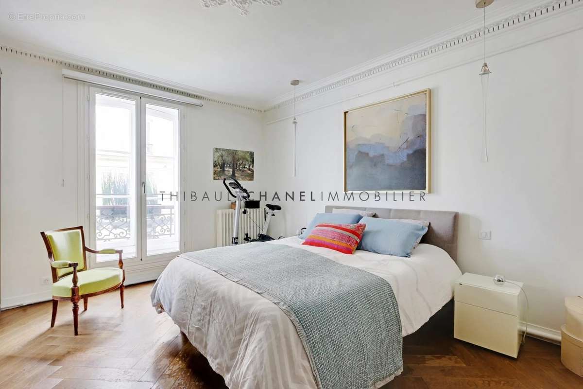 Appartement a louer paris-11e-arrondissement - 4 pièce(s) - 128 m2 - Surfyn