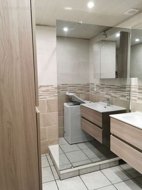 Appartement à LAGNIEU