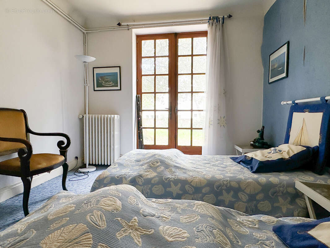 Maison à VAUX-SUR-MER