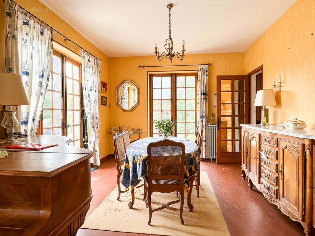 Maison à VAUX-SUR-MER