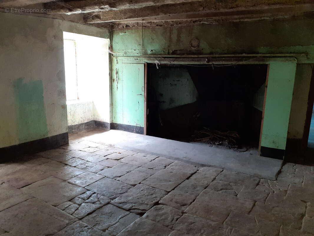 Maison à SEVERAC-LE-CHATEAU