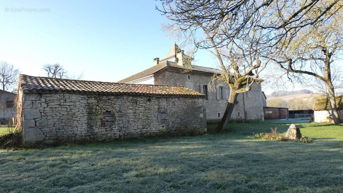 Maison à PUYLAROQUE