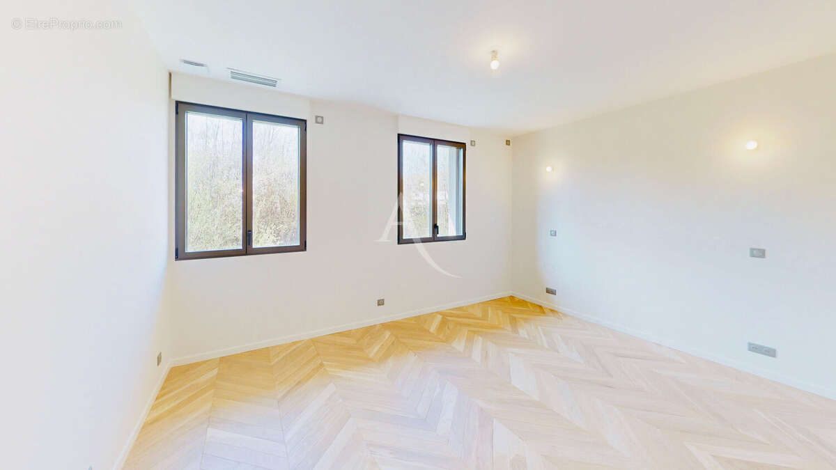 Maison à MAGNY-LE-HONGRE