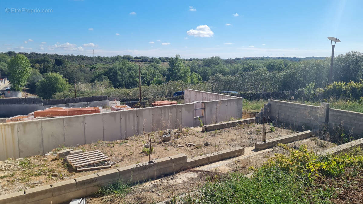 Terrain à TRESSERRE