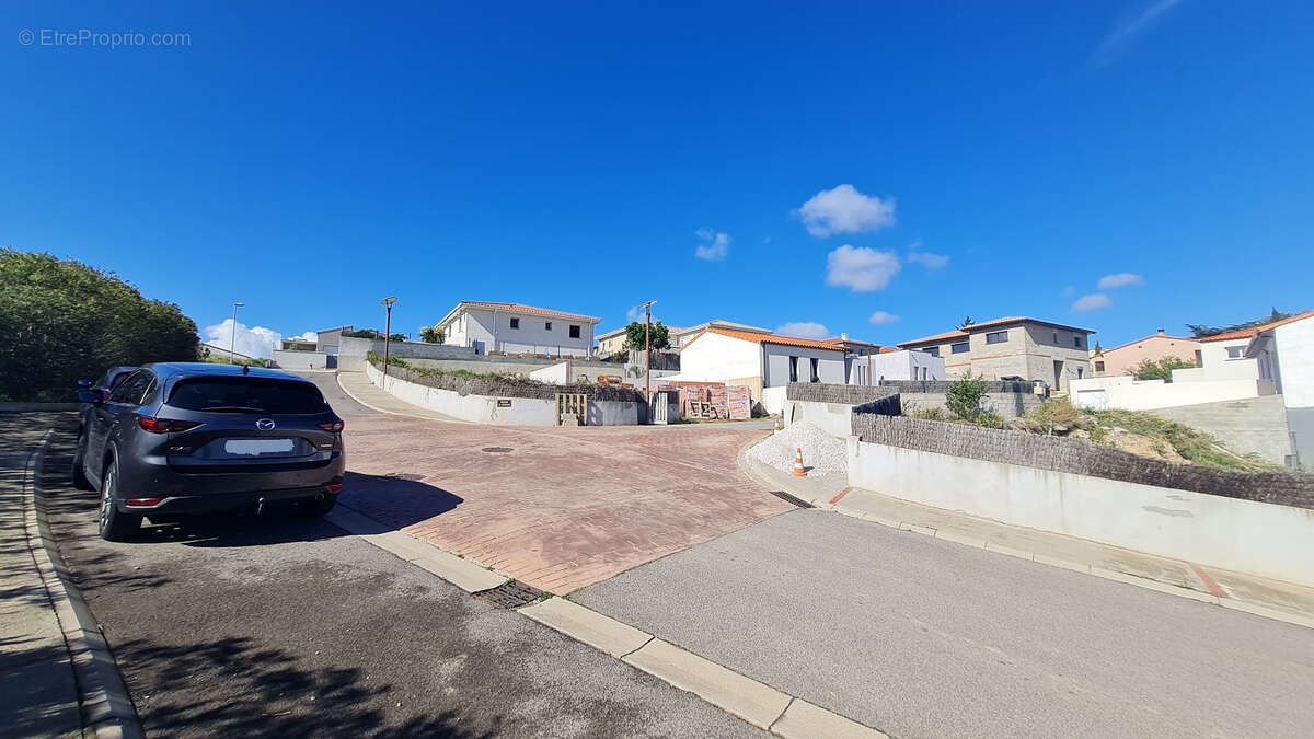 Terrain à TRESSERRE