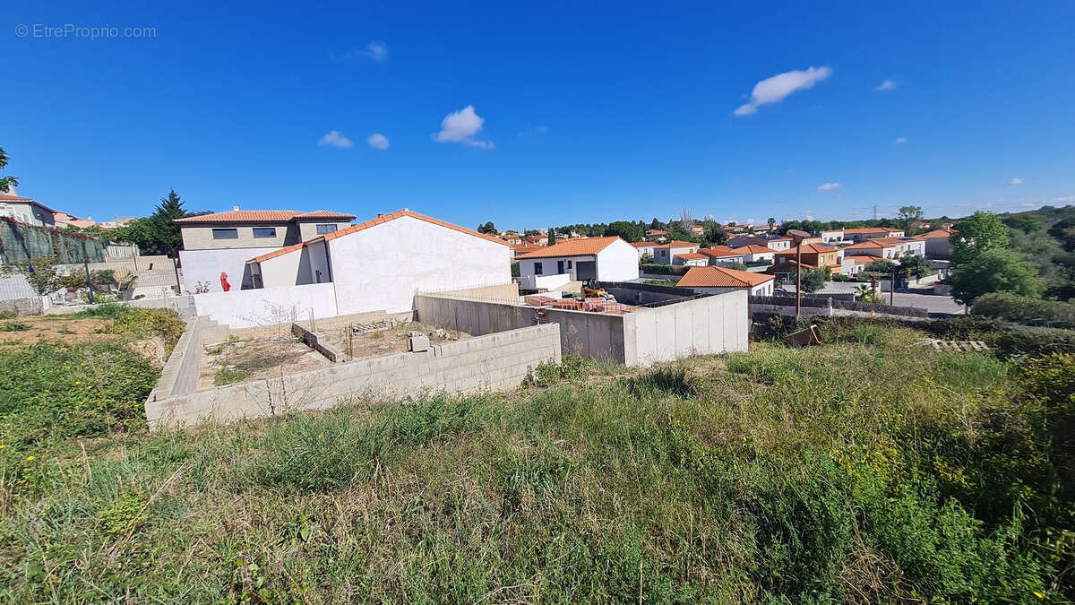 Terrain à TRESSERRE