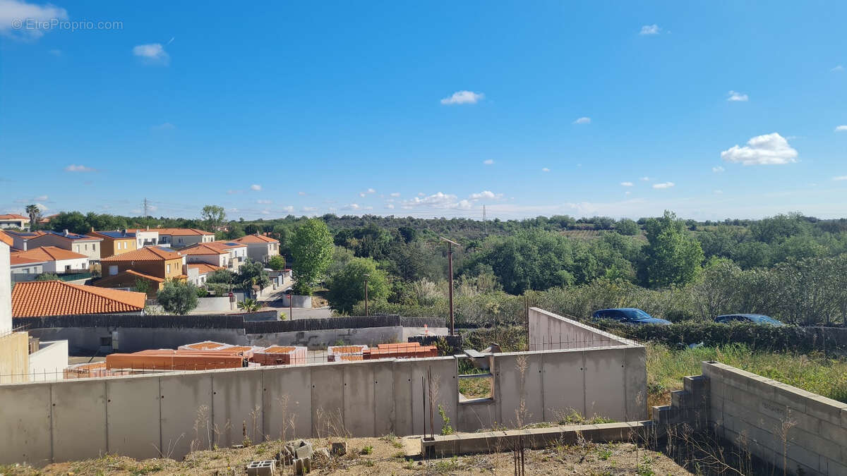 Terrain à TRESSERRE