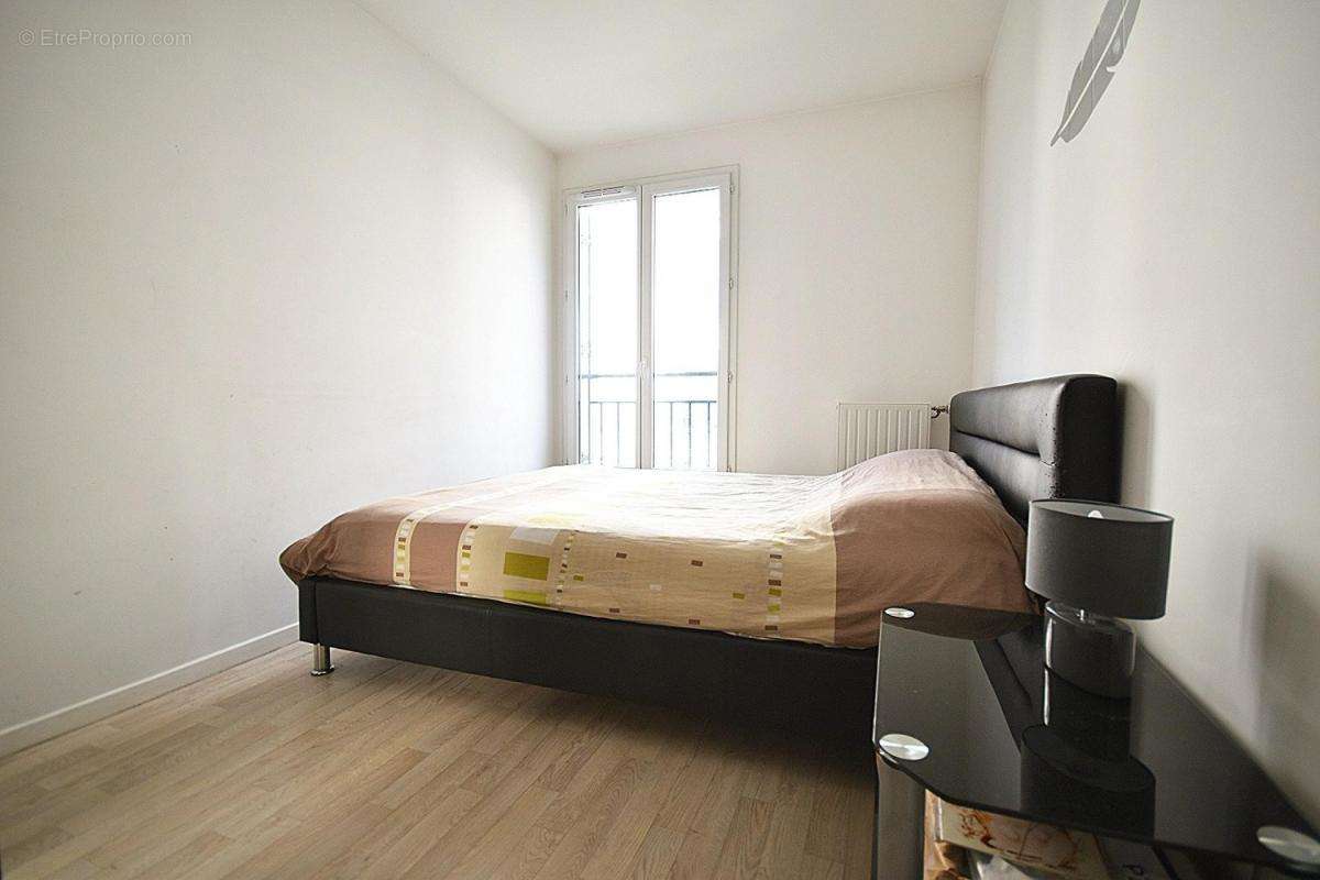 Appartement a vendre  - 4 pièce(s) - 75.6 m2 - Surfyn