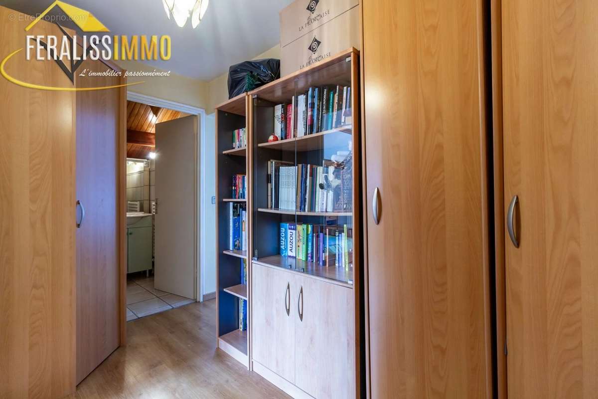 Appartement a louer eragny - 5 pièce(s) - 95 m2 - Surfyn